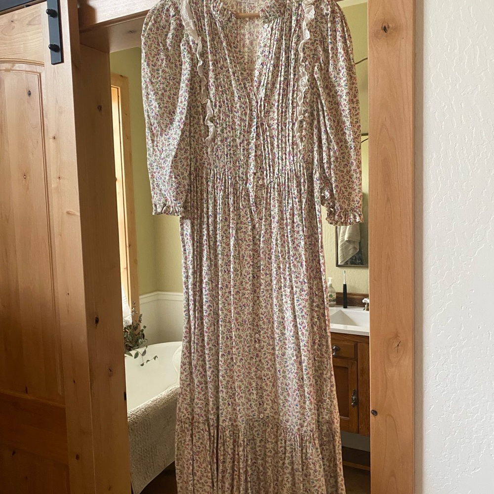 Doen Floral Long-Sleeve Maxi Dress in Cream with Pink & Green Flowers